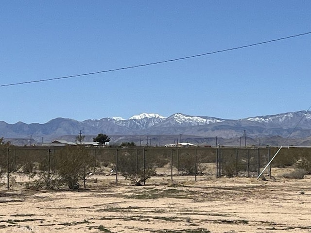 171 Yucca Mesa Rd, Landers, CA 92285