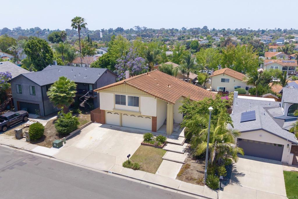 268 Chapalita Dr, Encinitas, CA 92024 - aerial view of residential area