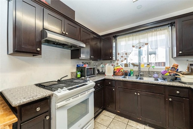 8219 Crockett Blvd, Los Angeles, CA 90001 - photo 6