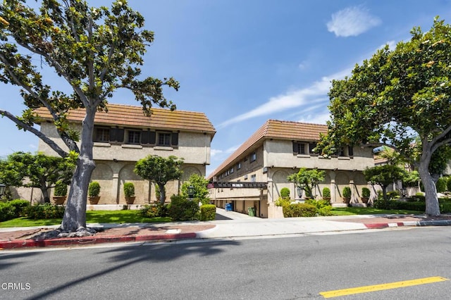 105 N Almansor St Unit 6, Alhambra, CA 91801 - photo 1