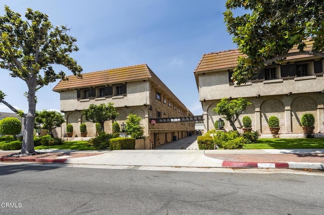 105 N Almansor St Unit 6, Alhambra, CA 91801 - photo 2