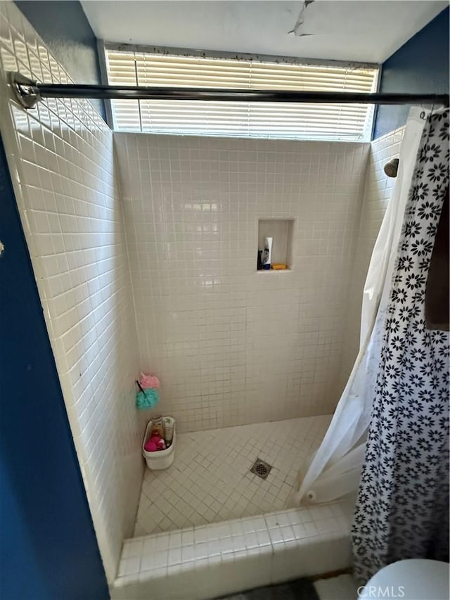 22241 Birchleaf, Mission Viejo, CA 92692 - full bathroom with tiled shower and toilet
