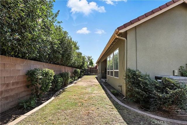 17024 Granite Falls Way, Chowchilla, CA 93610 - view of fenced backyard