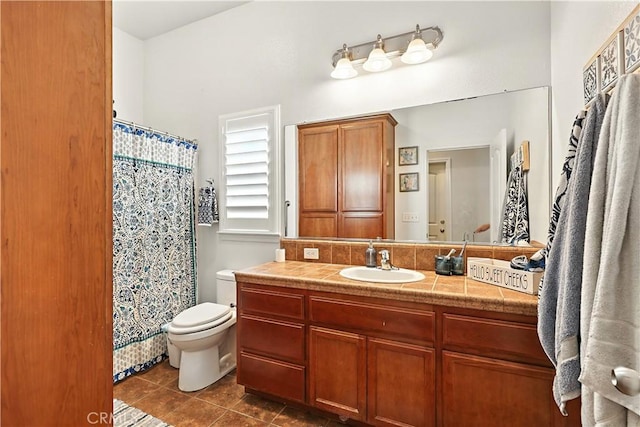 17024 Granite Falls Way, Chowchilla, CA 93610 - full bathroom featuring tile patterned flooring, vanity, and a shower with shower curtain
