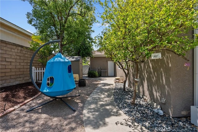 27318 Chesterfield Dr, Valencia, CA 91354 - view of patio
