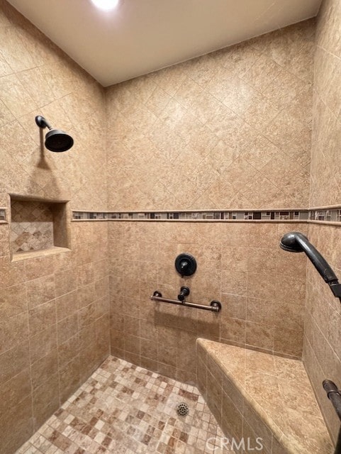 8641 Limestone Dr, Riverside, CA 92504 - bathroom with tiled shower