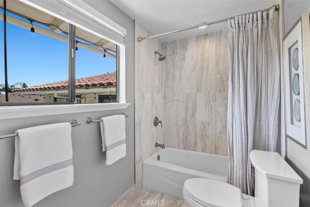 1716 Via Zurita, Palos Verdes Estates, CA 90274 - bathroom with shower / bath combination with curtain and wood finished floors