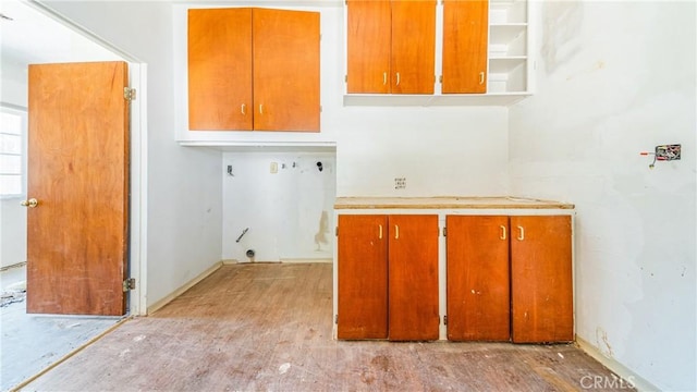 10816 Foothill Blvd, Sylmar, CA 91342 - washroom with cabinet space