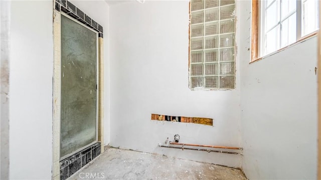 10816 Foothill Blvd, Sylmar, CA 91342 - view of bathroom