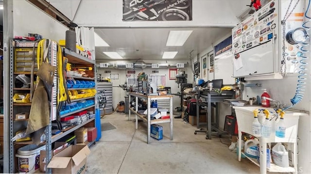 8356 Bella Vista Dr, Rancho Cucamonga, CA 91701 - garage featuring a workshop area