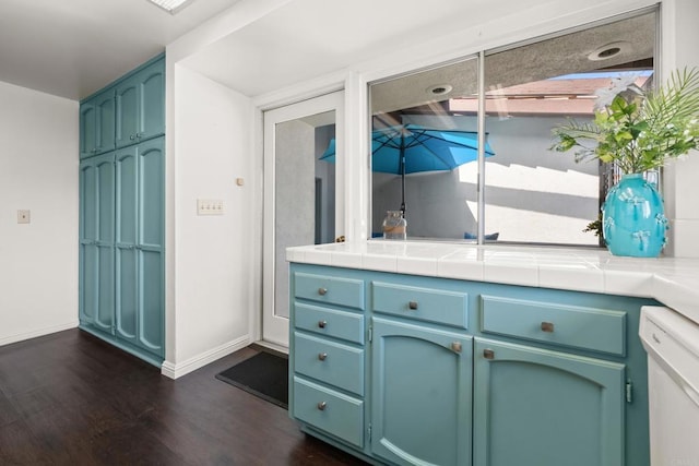 16566 Caminito Vecinos Unit 31, San Diego, CA 92128 - bathroom with wood finished floors and baseboards