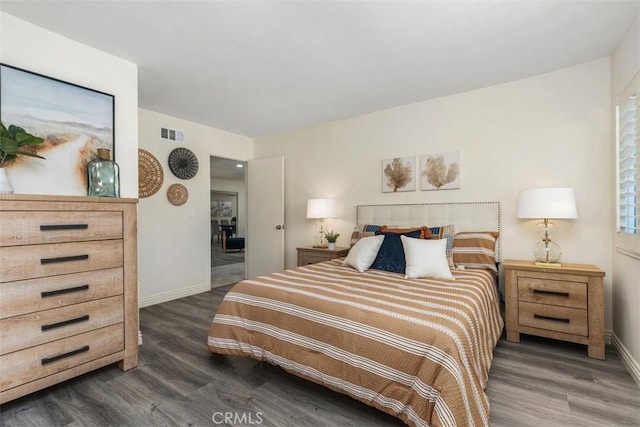 3125 Yukon Ave, Costa Mesa, CA 92626 - bedroom with dark wood finished floors