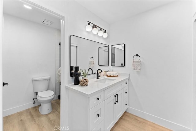 1262 E Ln Palma Ave Unit A, Anaheim, CA 92805 - bathroom featuring wood finished floors and vanity