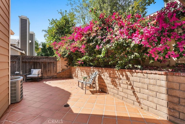 24511 Sutton Ln, Laguna Niguel, CA 92677 - fenced backyard featuring a patio
