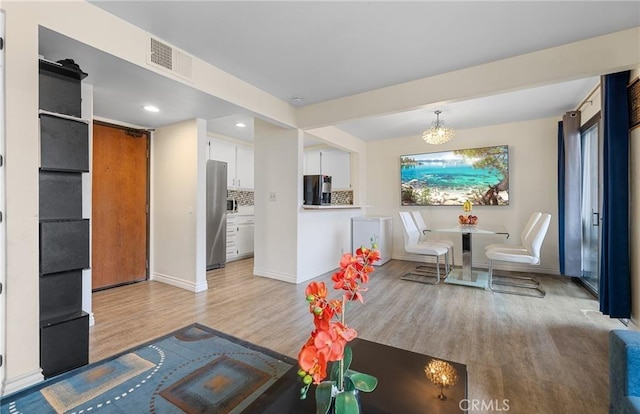435 S Virgil Ave Unit 225, Los Angeles, CA 90020 - photo 3