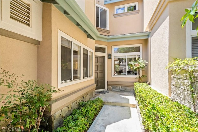 100 Stoney, Laguna Niguel, CA 92677 - entrance to property with stucco siding