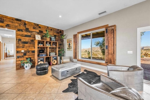 7423 Juniper Rd, Joshua Tree, CA 92252 - sitting room with light tile patterned floors and recessed lighting