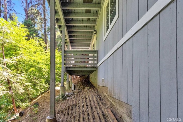 810 Oakmont Ln, Lake Arrowhead, CA 92352 - view of property exterior with a wooden deck