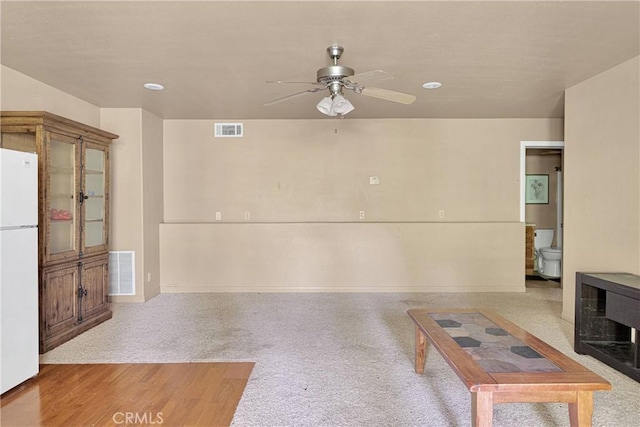 810 Oakmont Ln, Lake Arrowhead, CA 92352 - unfurnished living room featuring ceiling fan and baseboards