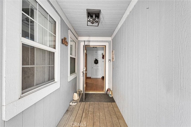 810 Oakmont Ln, Lake Arrowhead, CA 92352 - view of hall