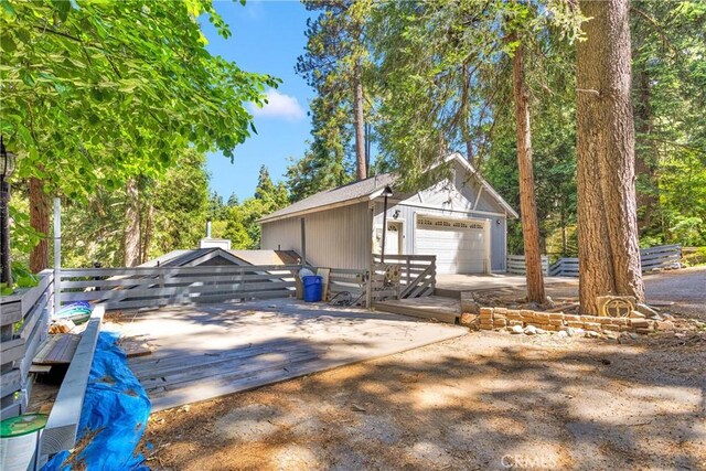 810 Oakmont Ln, Lake Arrowhead, CA 92352 - exterior space with a deck and an outdoor structure