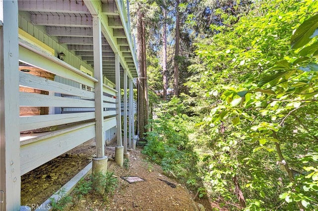 810 Oakmont Ln, Lake Arrowhead, CA 92352 - view of yard
