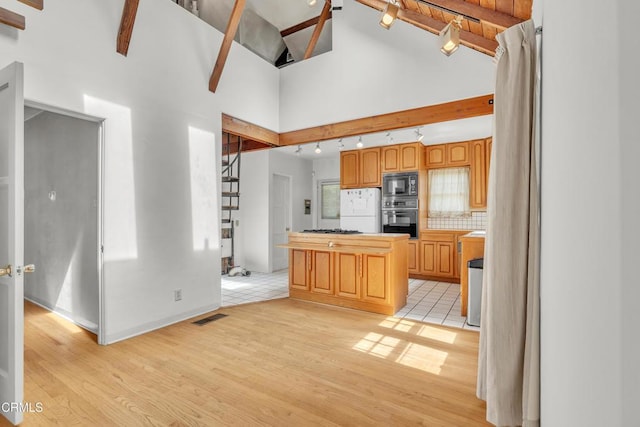 589 Castano Ave, Pasadena, CA 91107 - photo 7