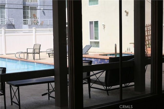 14569 Benefit St Unit 102, Sherman Oaks, CA 91403 - view of swimming pool
