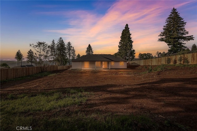 904 Waggoner Rd, Paradise, CA 95969 - view of front of home