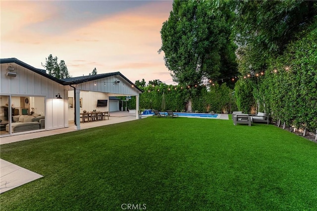 23228 Ostronic Dr, Woodland Hills, CA 91367 - photo 4