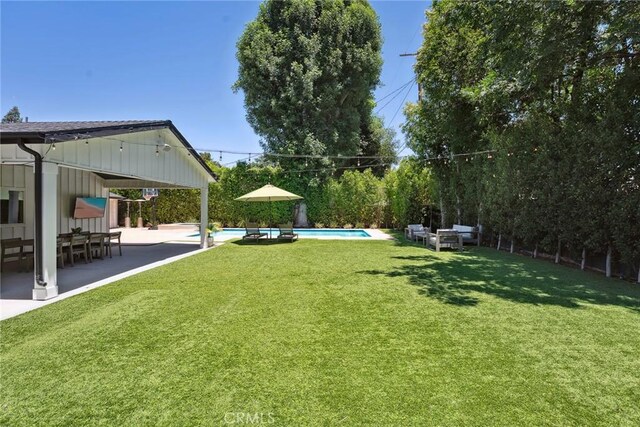 23228 Ostronic Dr, Woodland Hills, CA 91367 - photo 49