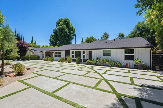 23228 Ostronic Dr, Woodland Hills, CA 91367 - photo 10