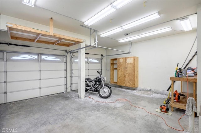 21658 Canyon Heights Cir, Saugus, CA 91390 - view of garage