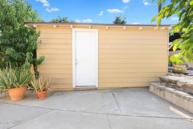215 Bridewell St, Los Angeles, CA 90042 - view of shed