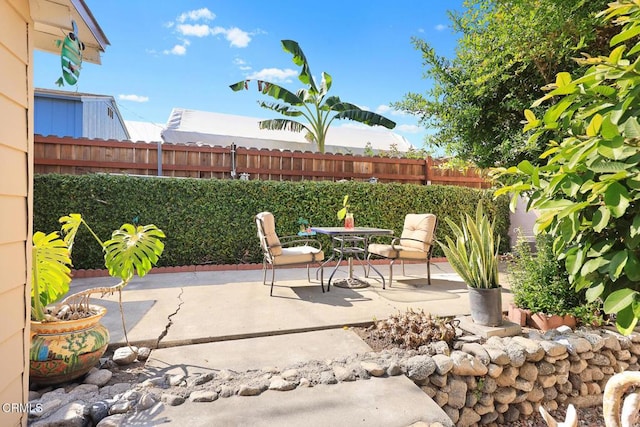 215 Bridewell St, Los Angeles, CA 90042 - view of patio