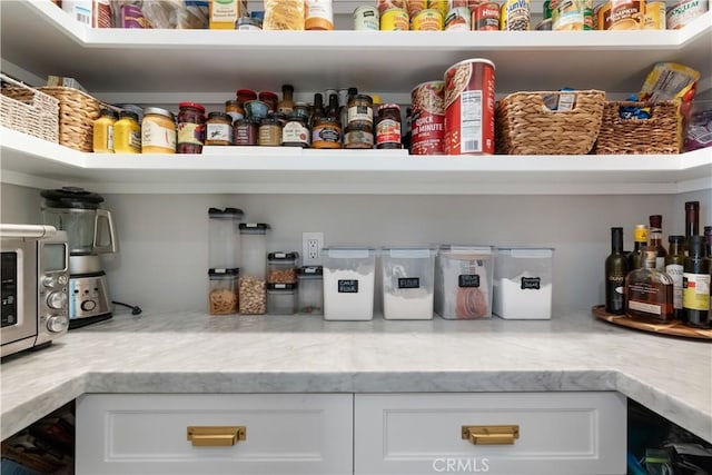 335 W I St, Encinitas, CA 92024 - pantry with beverage cooler