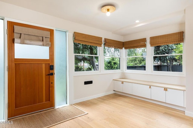987 Bell St, Pasadena, CA 91104 - view of unfurnished sunroom