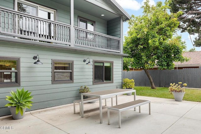987 Bell St, Pasadena, CA 91104 - patio / terrace featuring outdoor dining space and a patio area