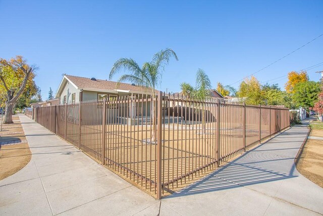 21511 Bassett St, Canoga Park, CA 91303 - photo 16