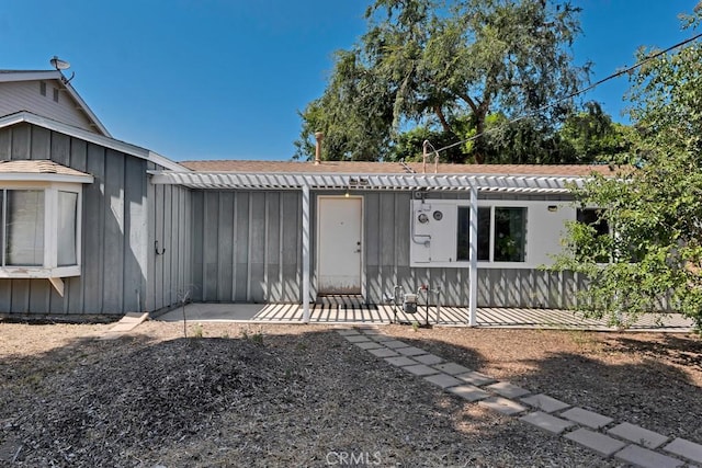 19147 Ingomar St, Reseda, CA 91335 - view of front of house
