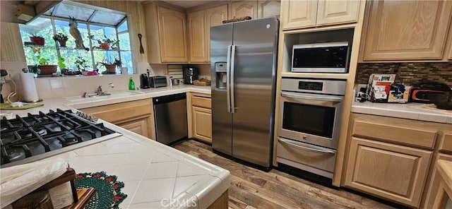 2242 Oak Crest Dr, Riverside, CA 92506 - photo 9