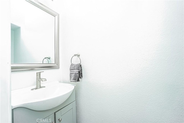 15300 Ocaso Ave Unit E102, La Mirada, CA 90638 - bathroom featuring vanity