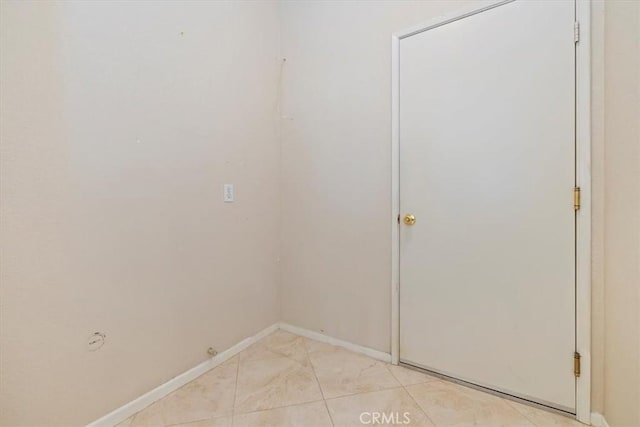 31042 Bunker Dr, Temecula, CA 92591 - unfurnished room featuring baseboards and light tile patterned flooring