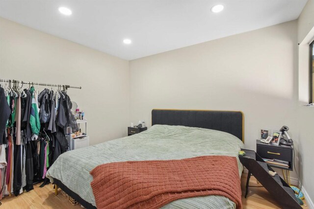 1450 Melrose Ave Unit 31, Chula Vista, CA 91911 - bedroom with light wood-type flooring and recessed lighting