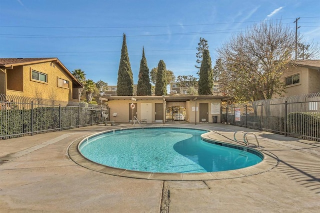 1450 Melrose Ave Unit 31, Chula Vista, CA 91911 - community pool featuring a patio area