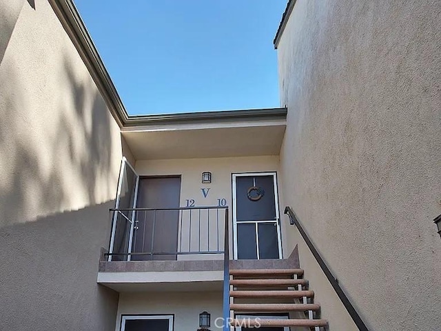 24431 Trevino Dr Unit V10, Valencia, CA 91355 - photo 3