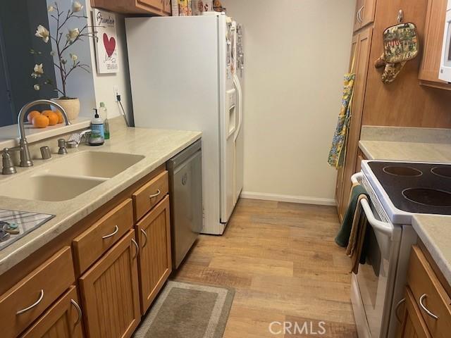 24431 Trevino Dr Unit V10, Valencia, CA 91355 - photo 7
