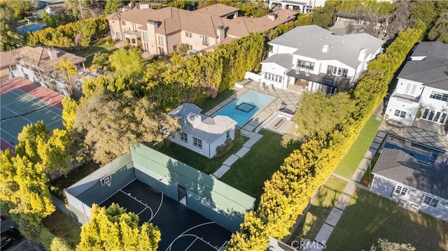 17528 Jayden Ln, Encino, CA 91316 - aerial perspective of suburban area with a pool