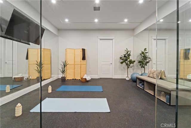 17528 Jayden Ln, Encino, CA 91316 - exercise area featuring recessed lighting and baseboards