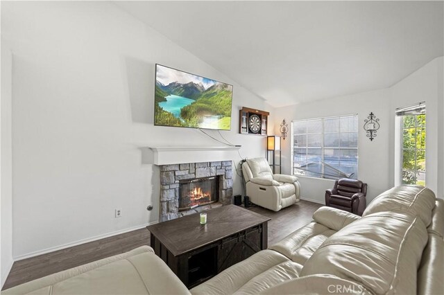 22703 Derby Pl, Saugus, CA 91350 - photo 13